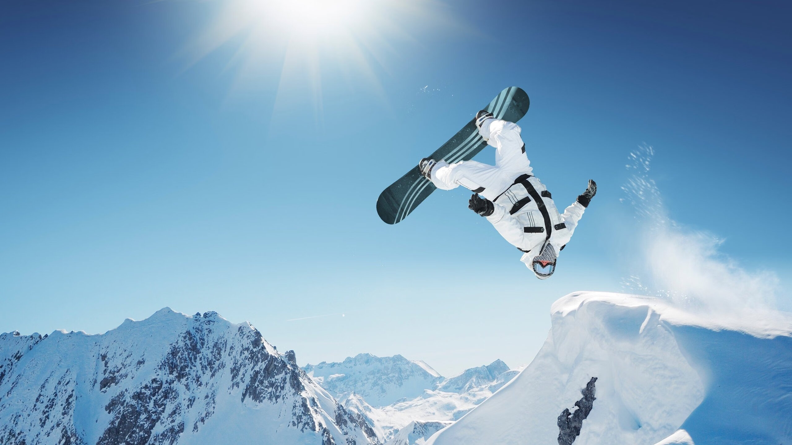 _城市高空跳绳比赛：极限运动的视觉盛宴_，高空跳绳视频